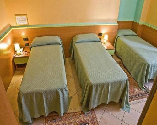 Hotel La Quercia Mozzo Eksteriør bilde