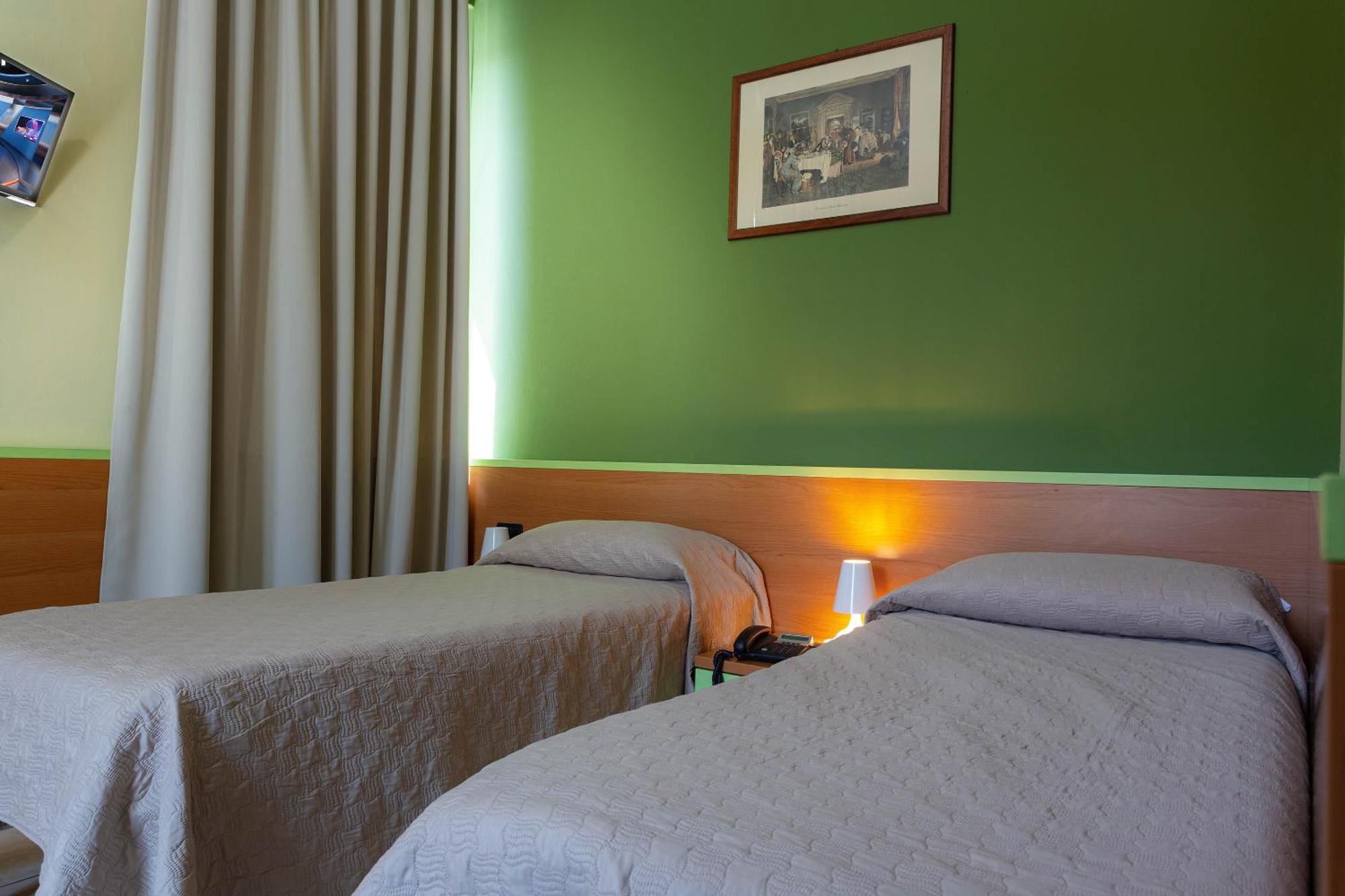 Hotel La Quercia Mozzo Eksteriør bilde